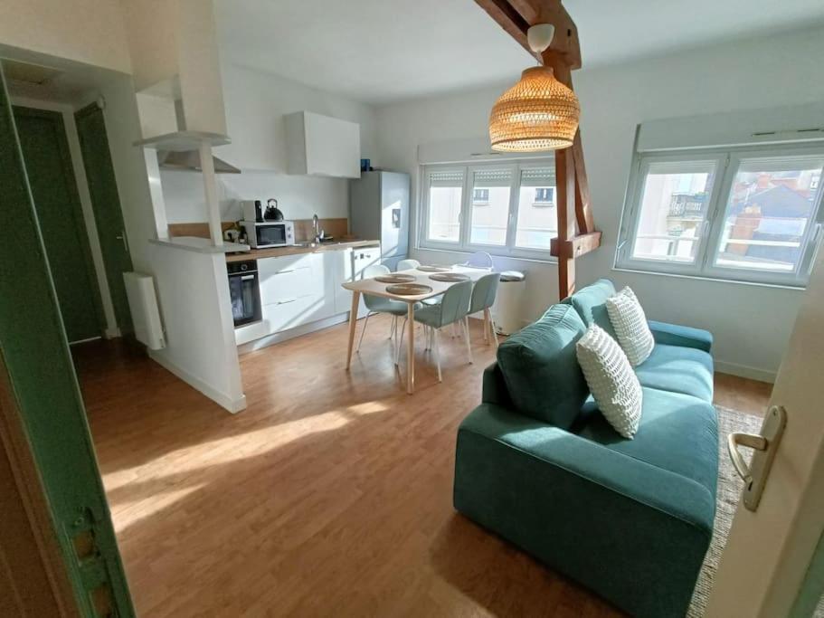 Ferienwohnung Le Cactus - Gare Angers Exterior foto